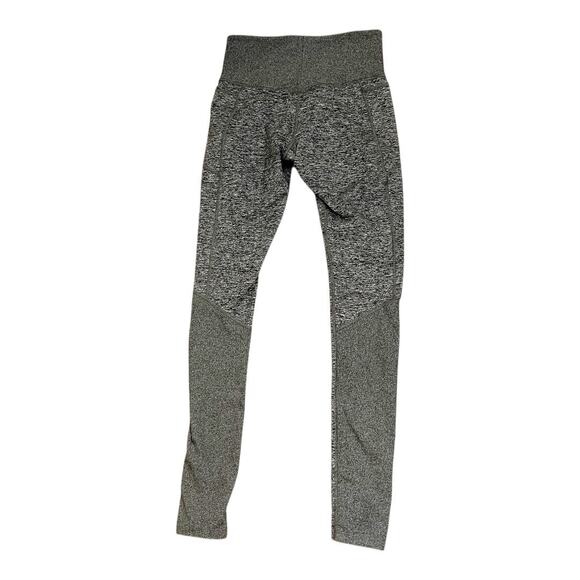 Athleta Exhale Heel Stash Pocket Gray Leggings Size M High Rise - Picture 5 of 8